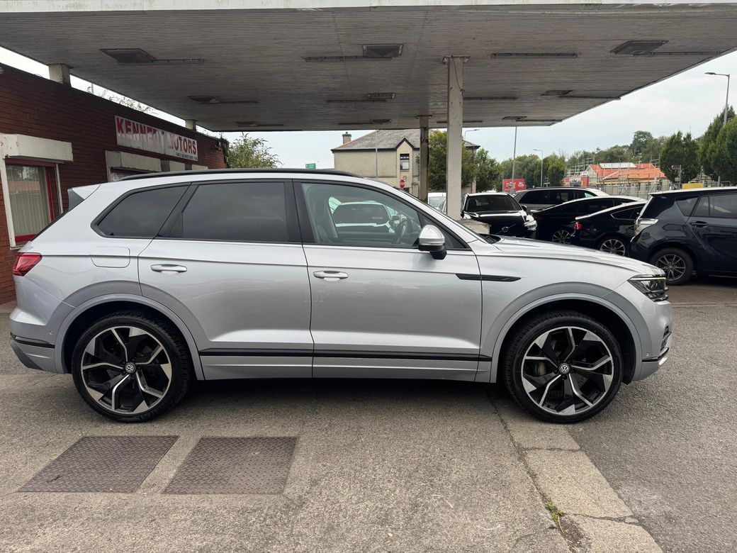 2019 Volkswagen Touareg
