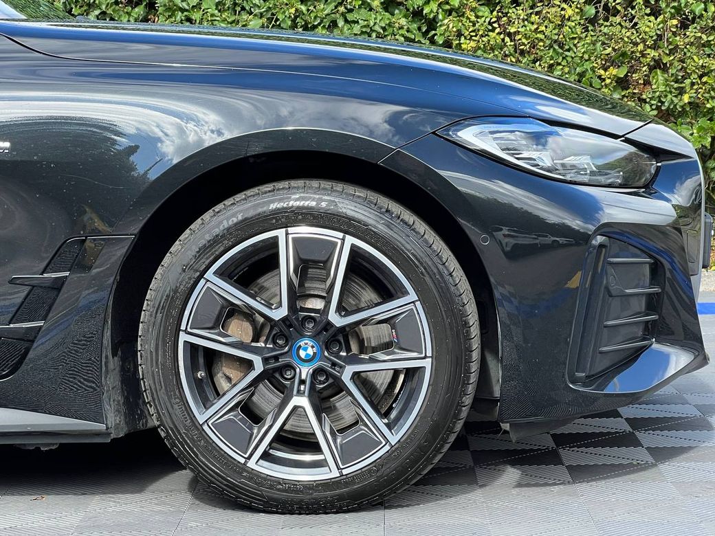 2023 BMW i4