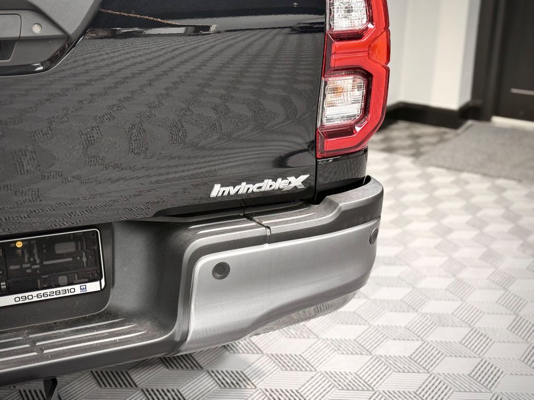 2025 Toyota Hilux