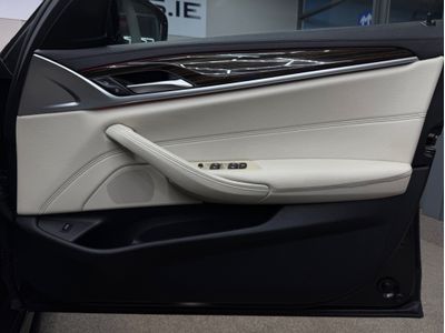 2021 BMW 5 Series