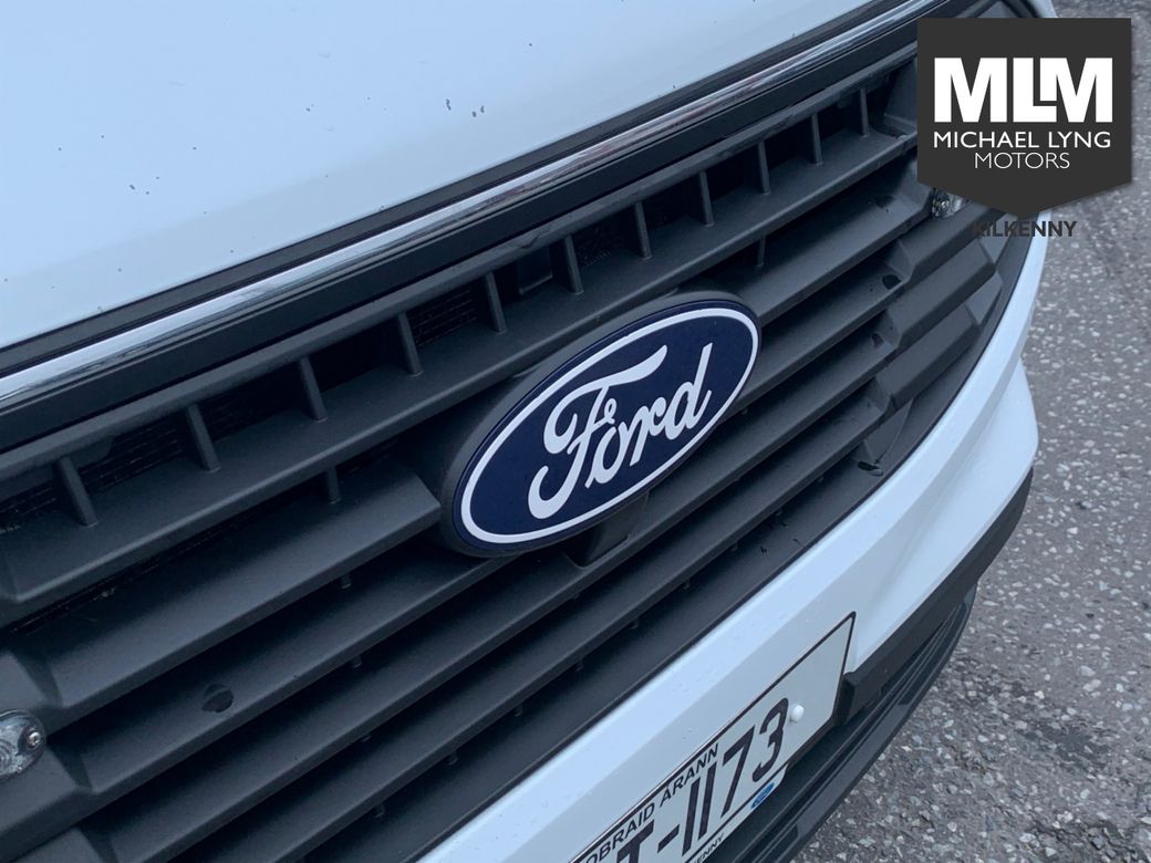 2024 Ford Transit Custom