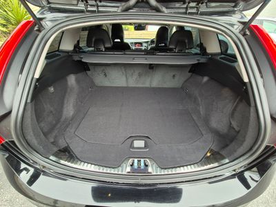 2017 Volvo V60 Cross Country