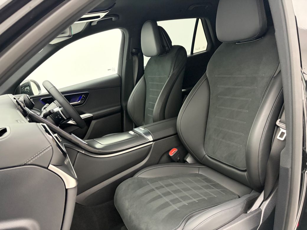 2025 Mercedes-Benz GLC Class