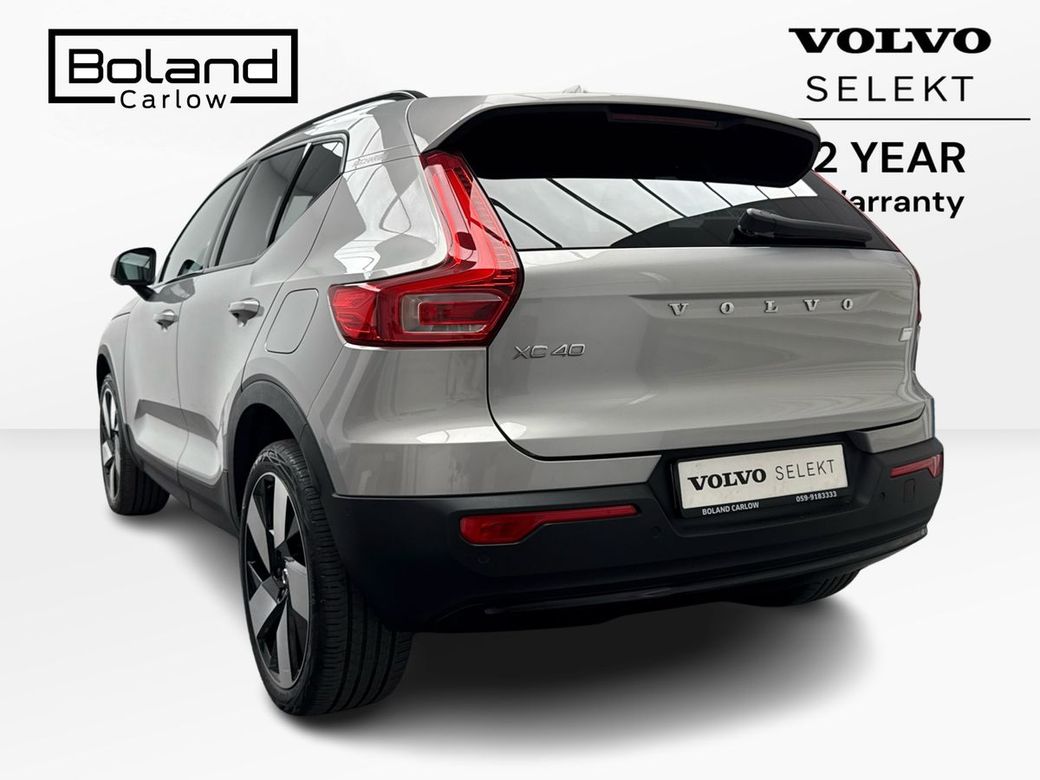 2023 Volvo XC40
