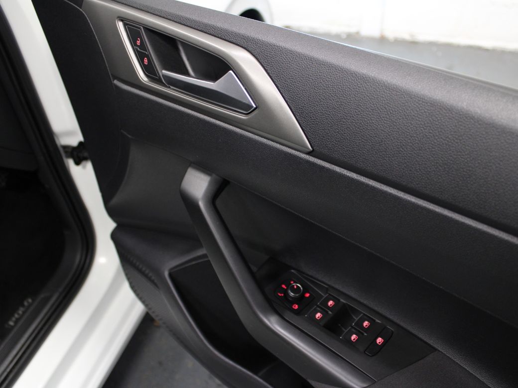 2018 Volkswagen Polo