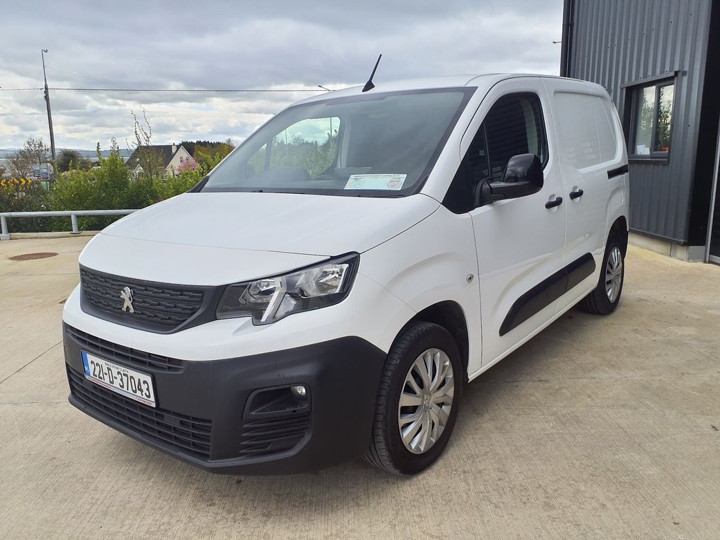 2022 Peugeot Partner