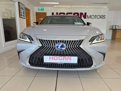 2019 Lexus ES 300h