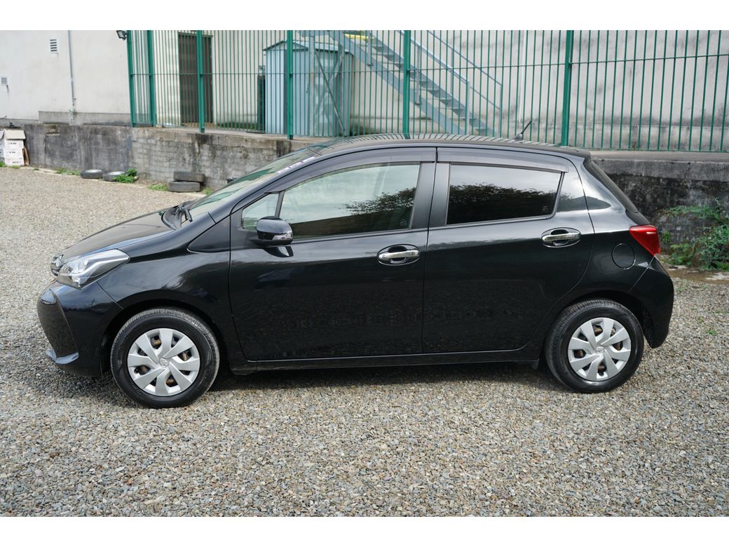 2016 Toyota Vitz