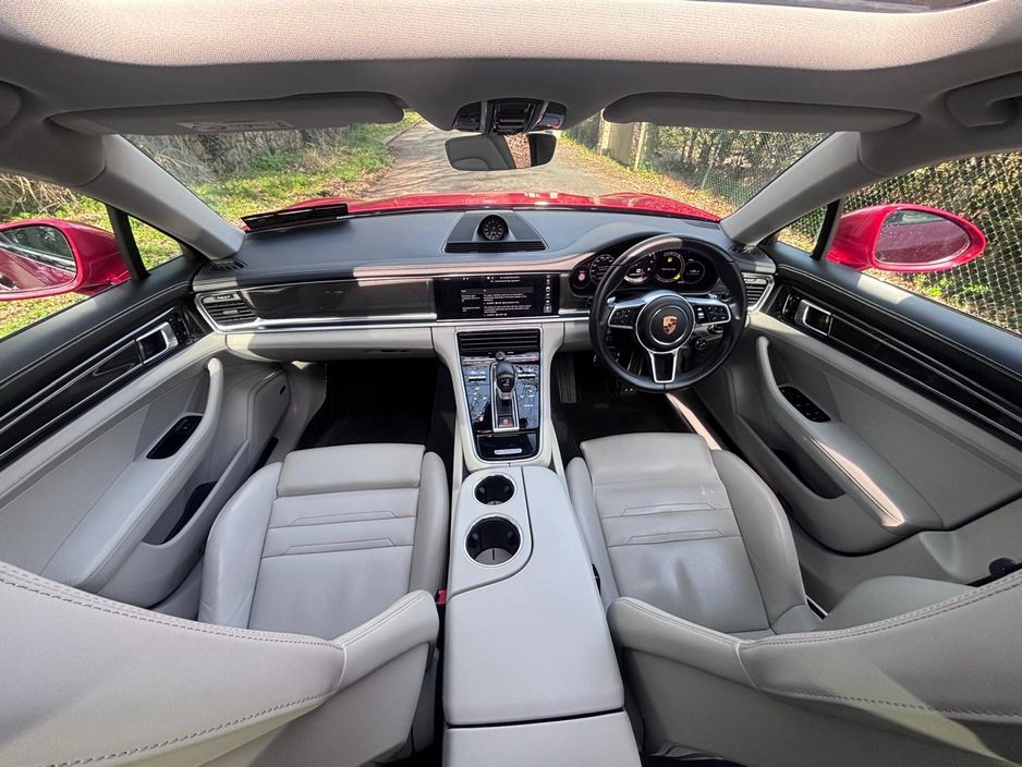 2019 Porsche Panamera