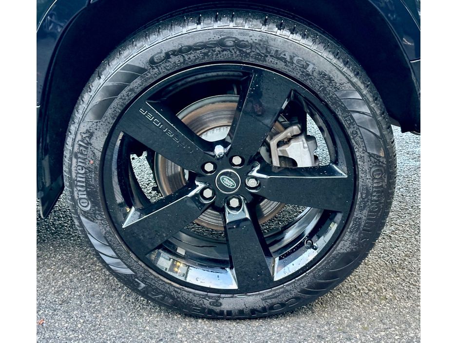 2025 Land Rover Defender