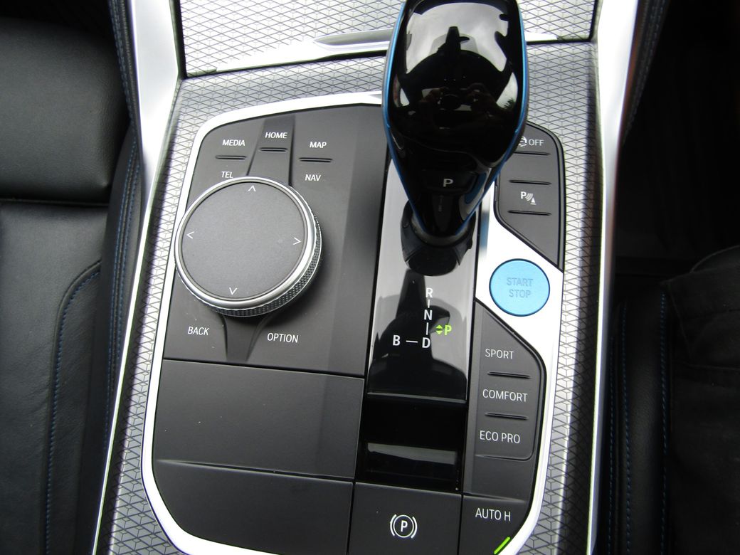 2023 BMW i4