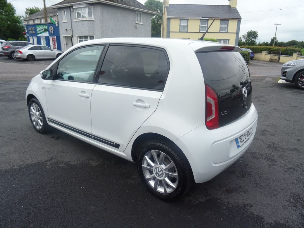 2016 Volkswagen up!