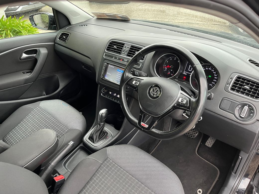 2017 Volkswagen Polo