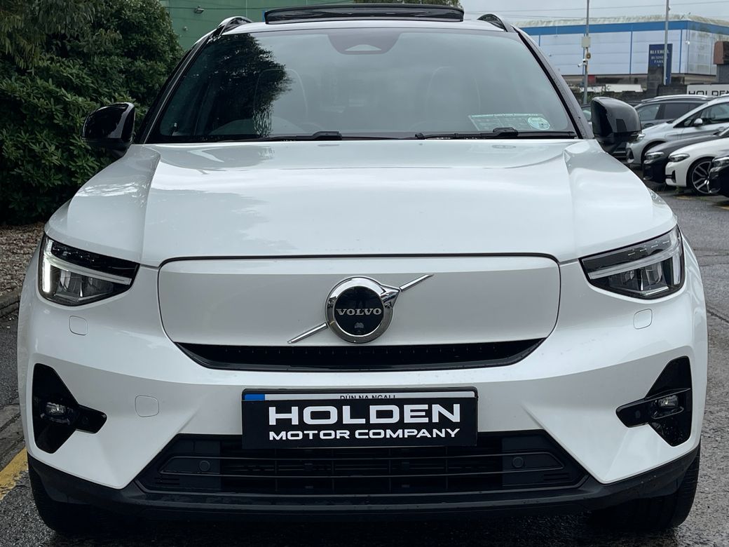 2022 Volvo XC40
