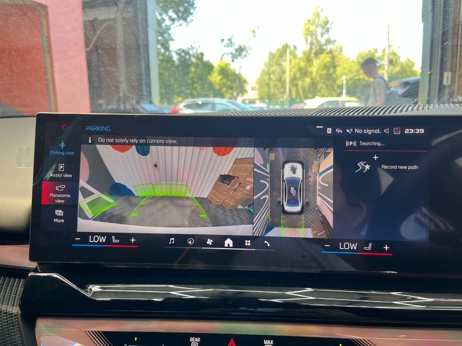 2024 BMW i5