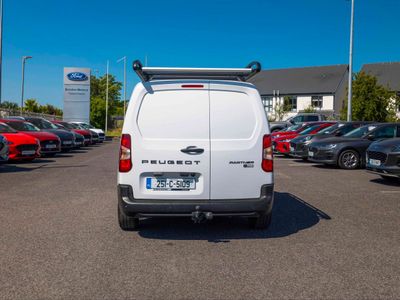 2025 Peugeot Partner