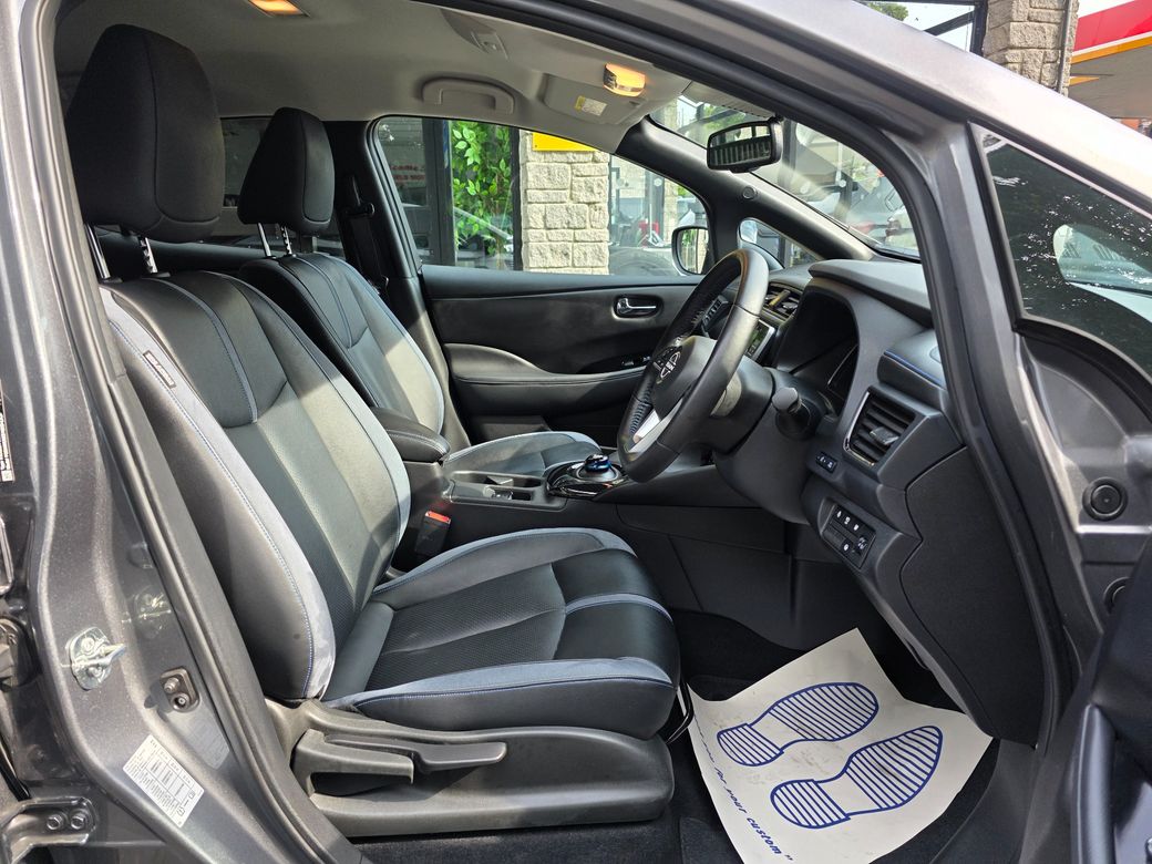 2024 Nissan Leaf