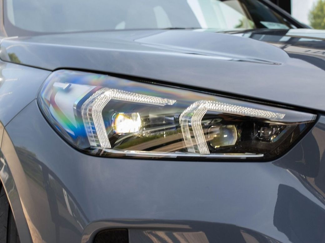 2025 BMW X1