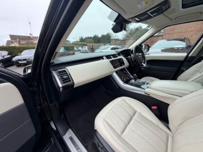 2020 Land Rover Range Rover Sport