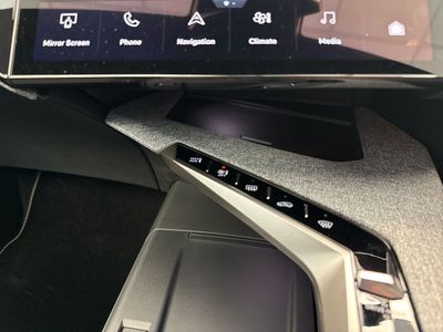 2025 Peugeot 3008