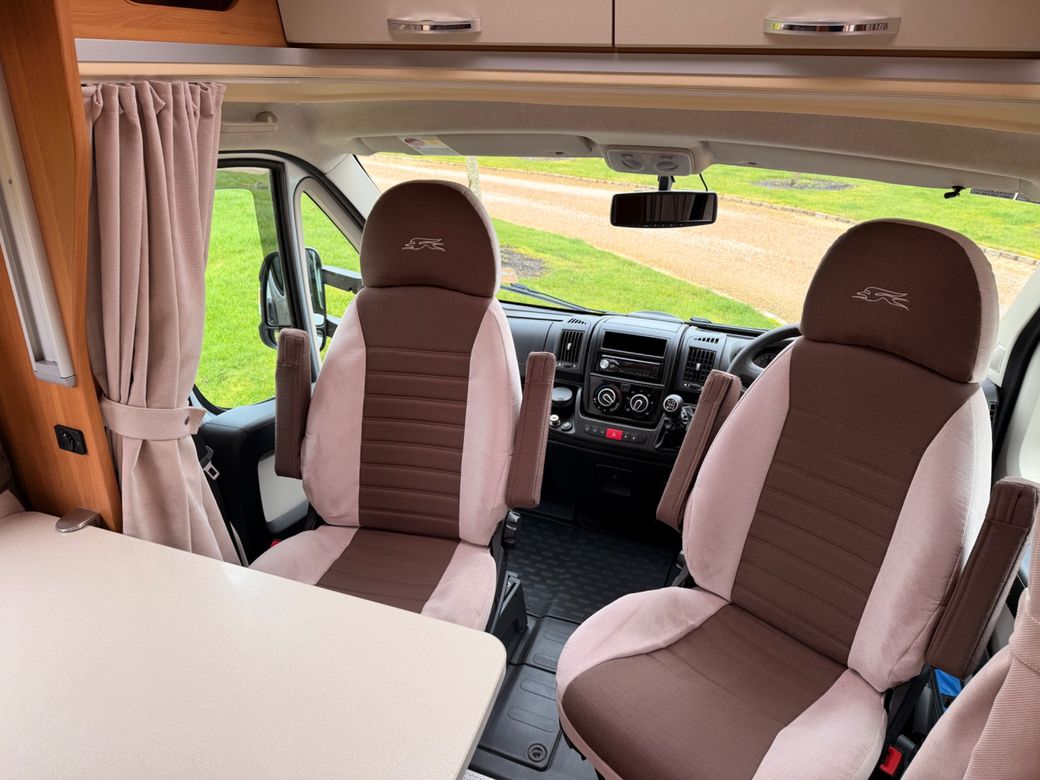 2016 LAIKA ECOVIP 309 LOW PROFILE R.H.D