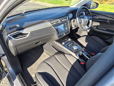 2022 MG 5
