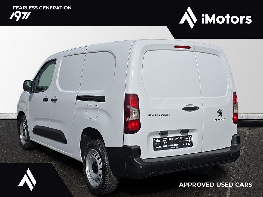 2023 Peugeot Partner