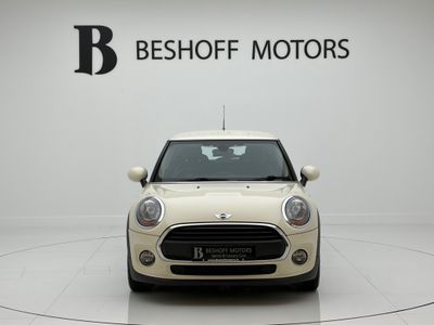 2017 Mini Hatch