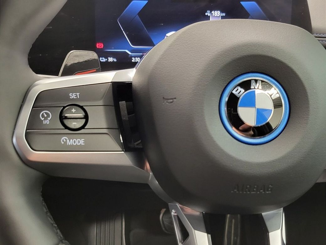 2025 BMW iX1