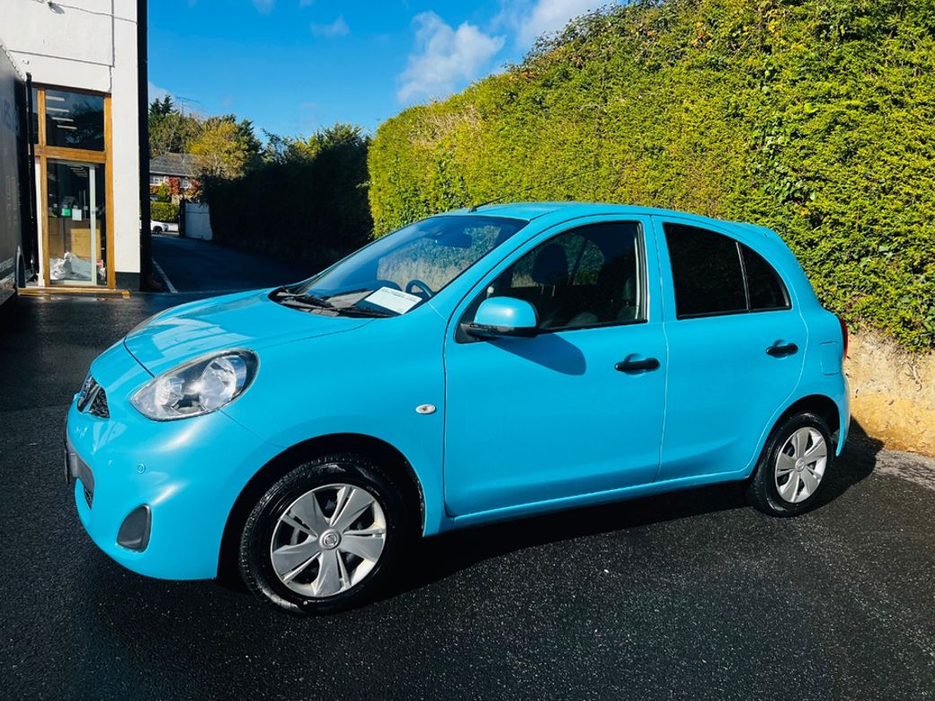 2022 Nissan March