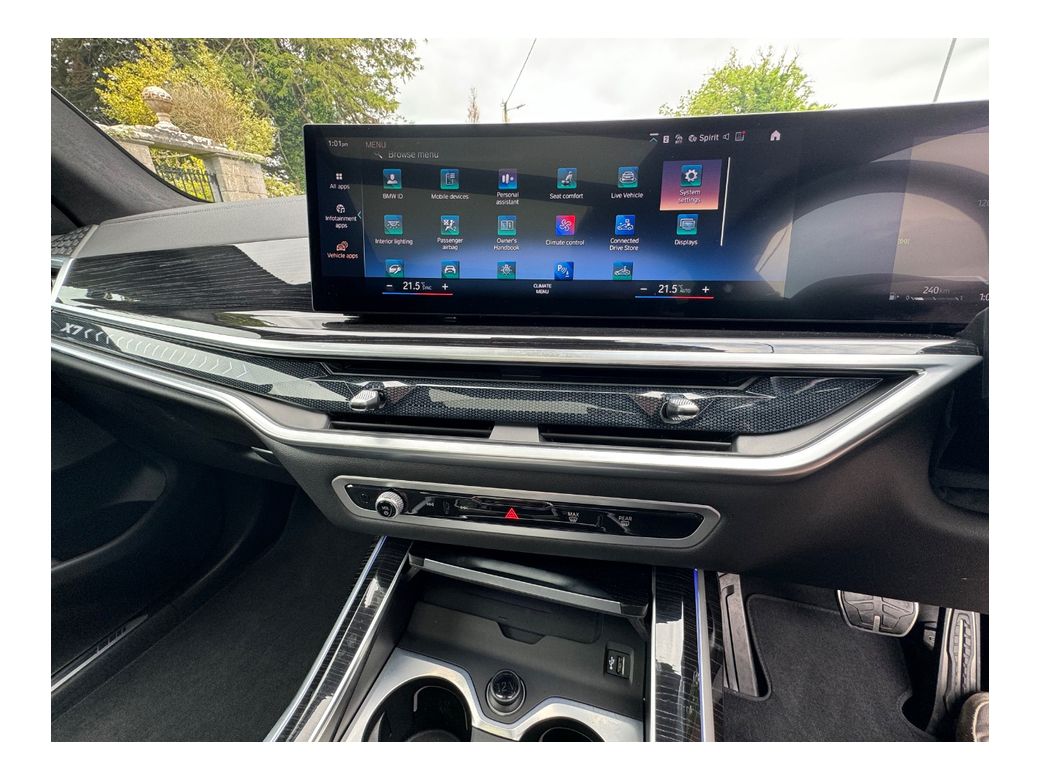2023 BMW X7