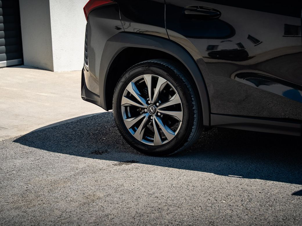 2023 Lexus UX 250H