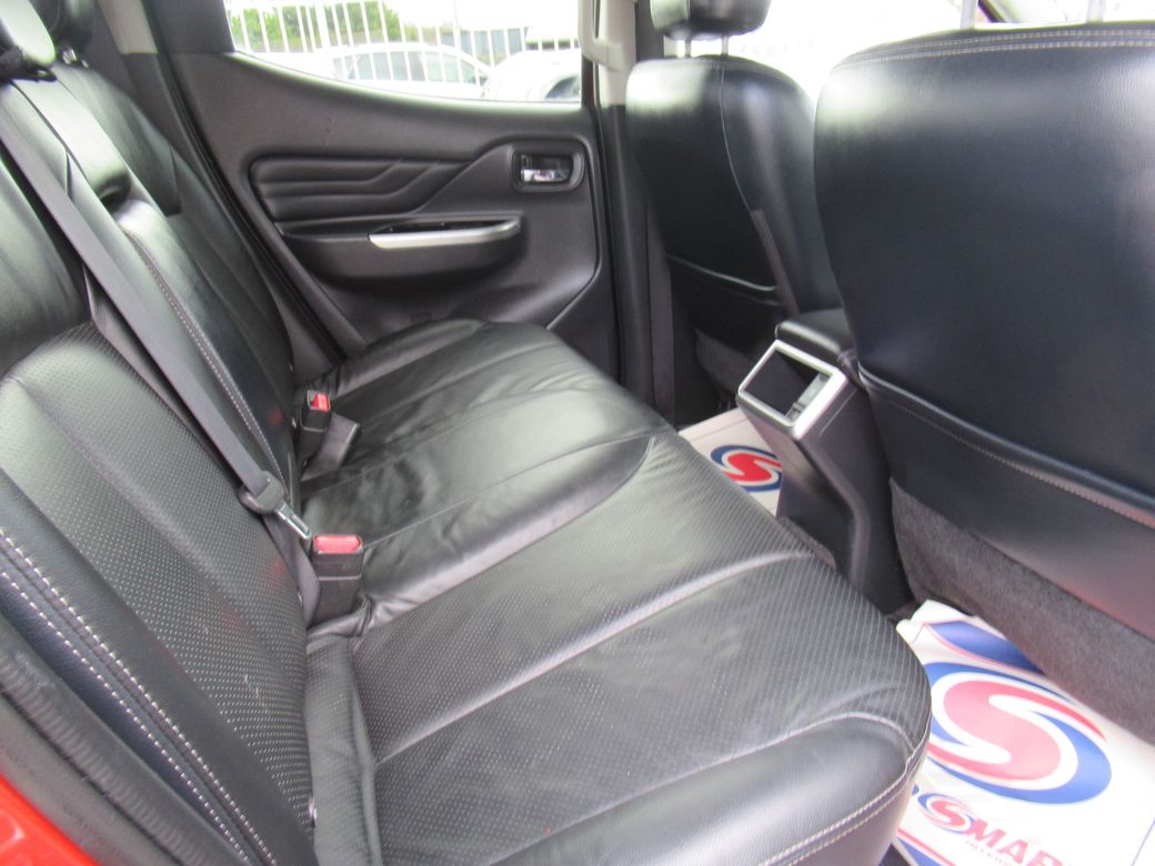 2021 Mitsubishi L200