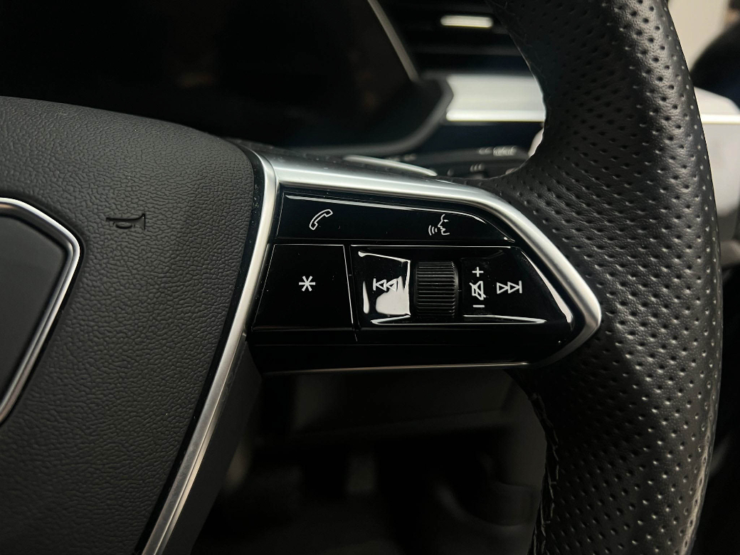 2022 Audi e-tron