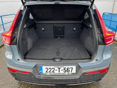 2022 Volvo XC40