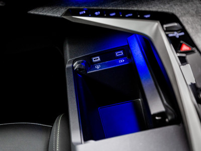 2025 Peugeot 5008