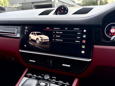 2023 Porsche Cayenne
