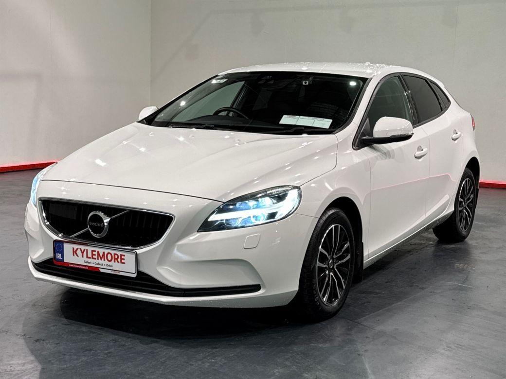 2018 Volvo V40