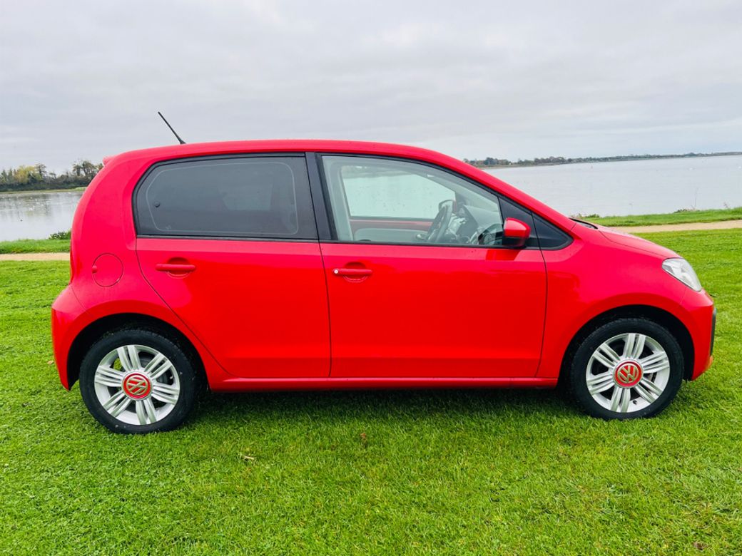 2017 Volkswagen up!