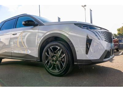 2025 Peugeot 5008