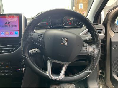 2015 Peugeot 208