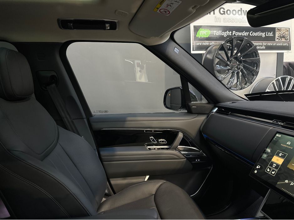 2025 Land Rover Range Rover