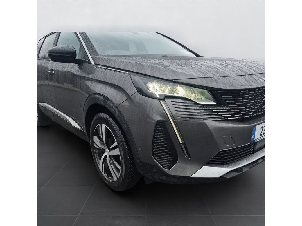 2023 Peugeot 5008