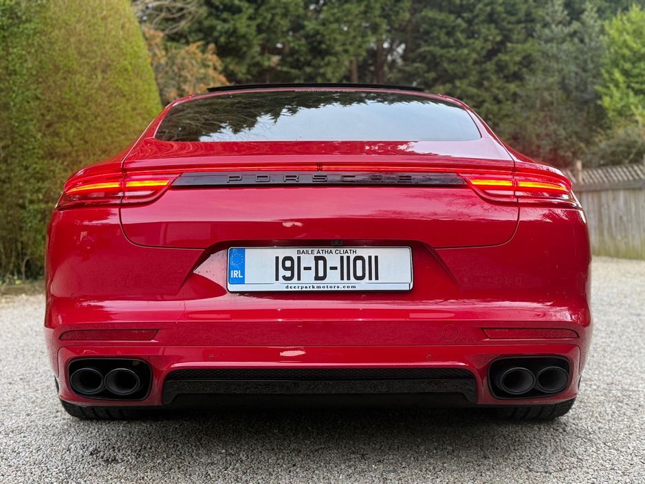 2019 Porsche Panamera