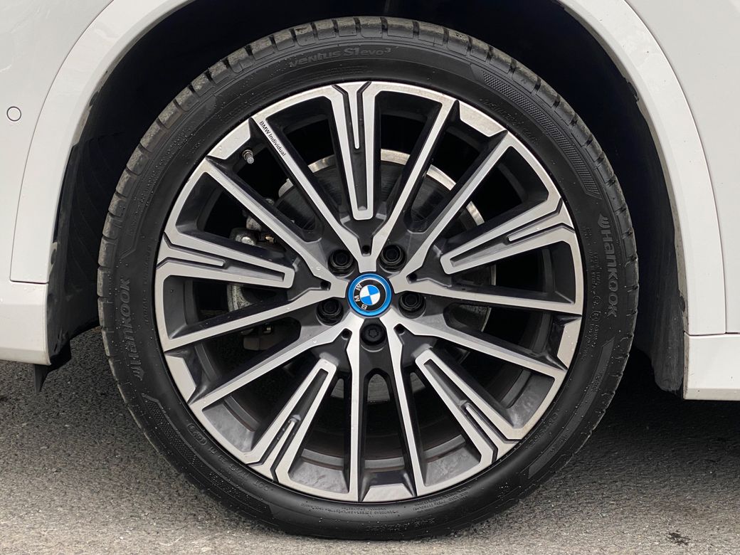 2023 BMW iX1