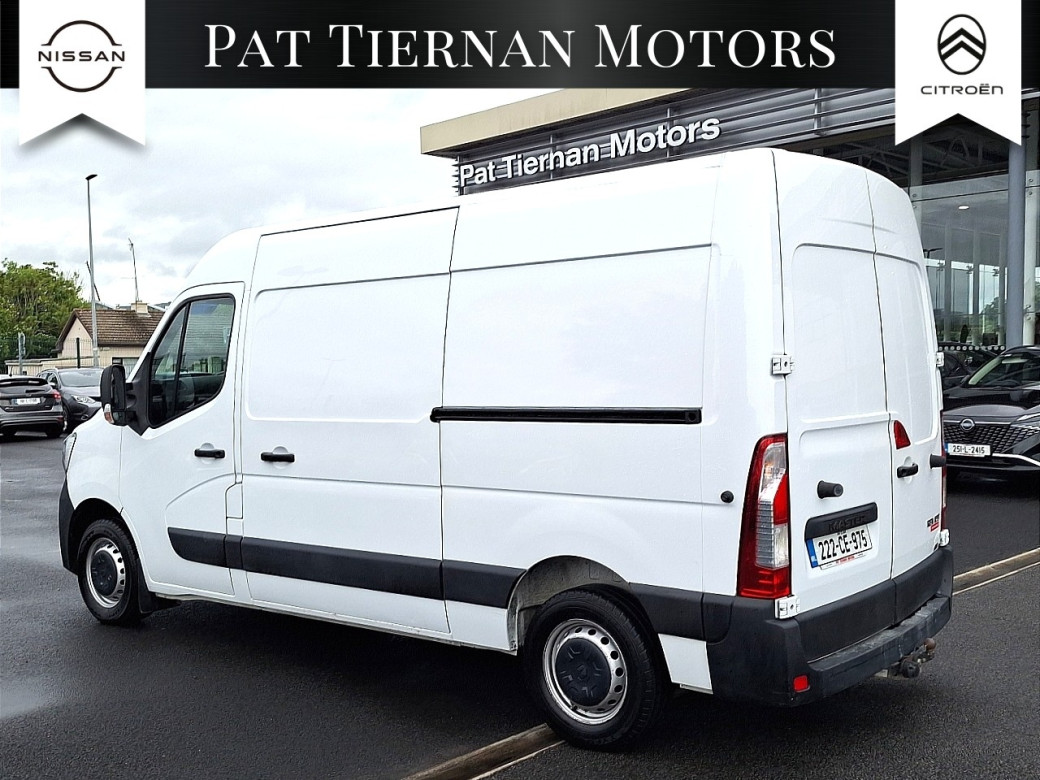2022 Renault Master