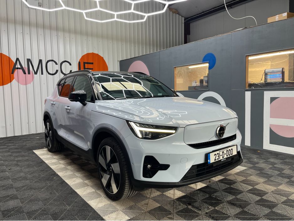 2023 Volvo XC40