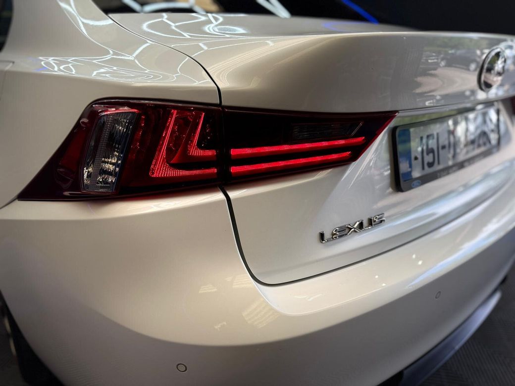 2015 Lexus IS