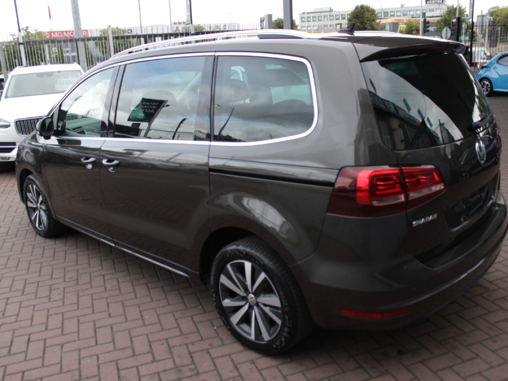 2021 Volkswagen Sharan