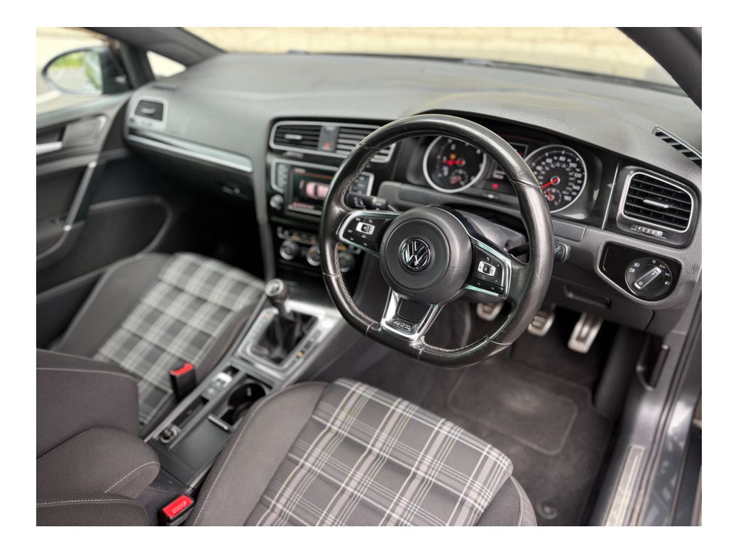 2016 Volkswagen Golf